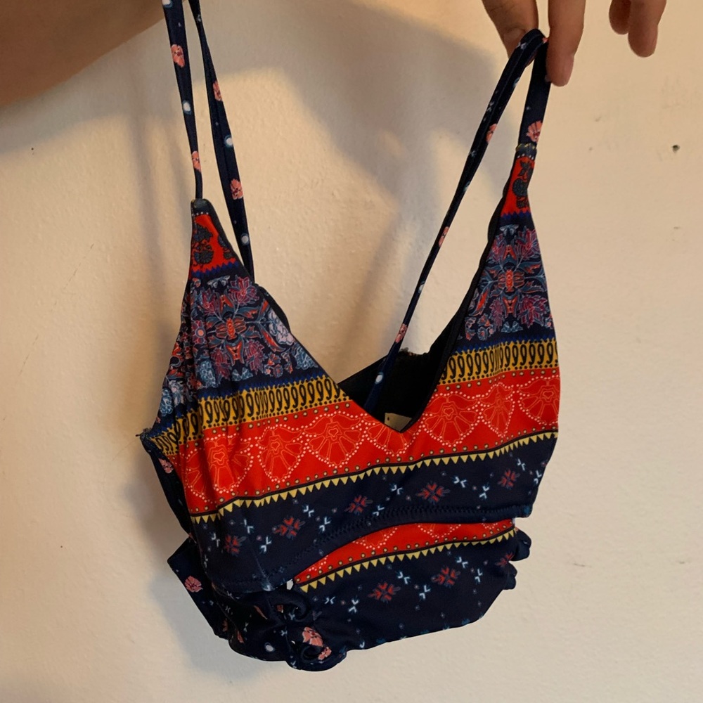 Jessica Simpson bikini top size m